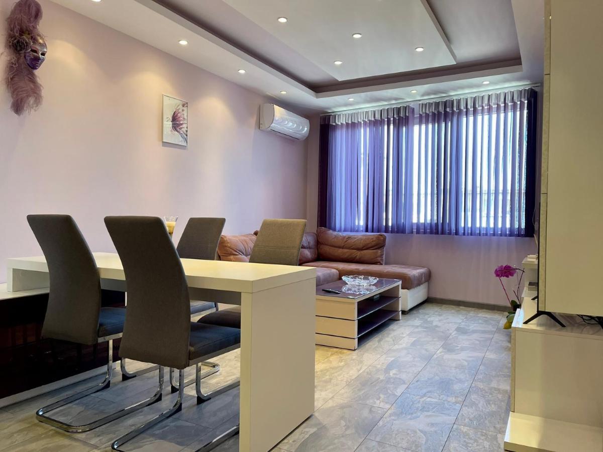 Апартамент Чаролит / Apartment Charoite Burgas Exterior photo